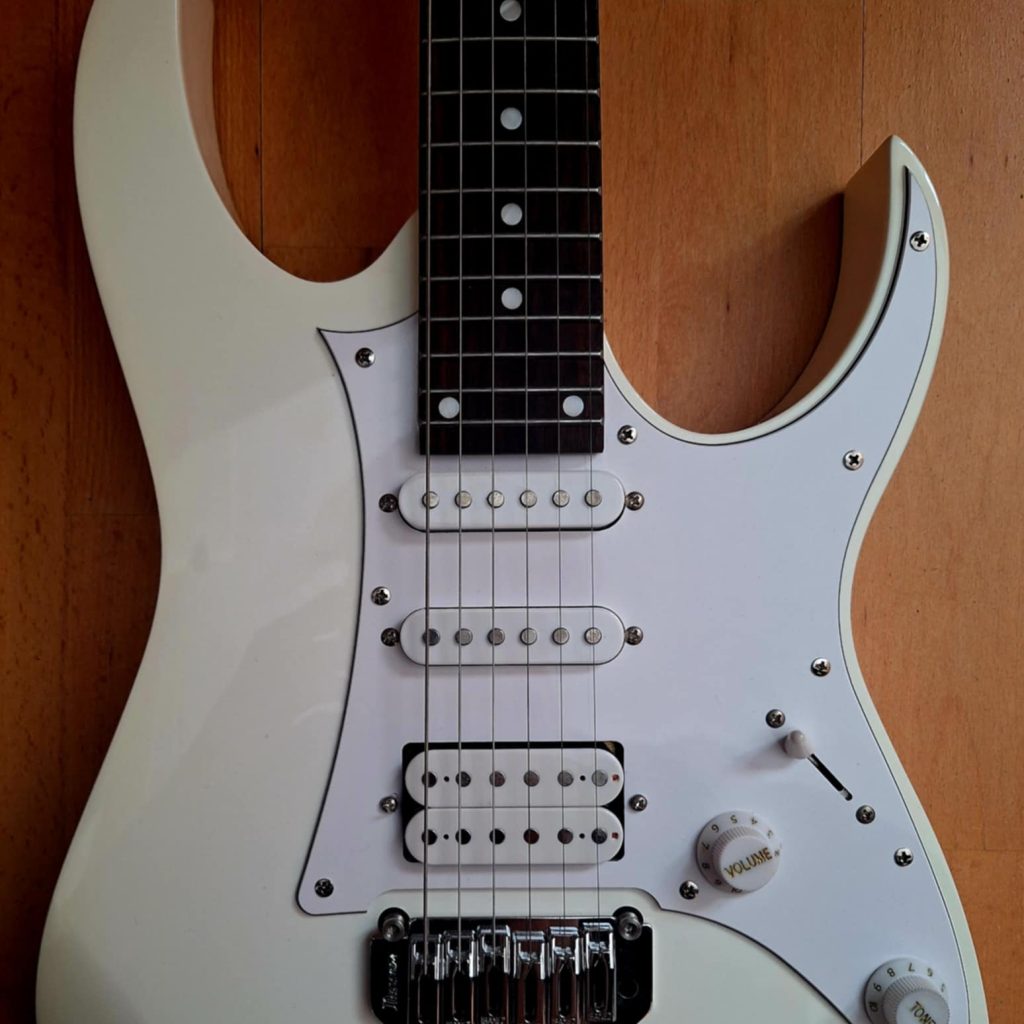 gitara elektryczna autorki